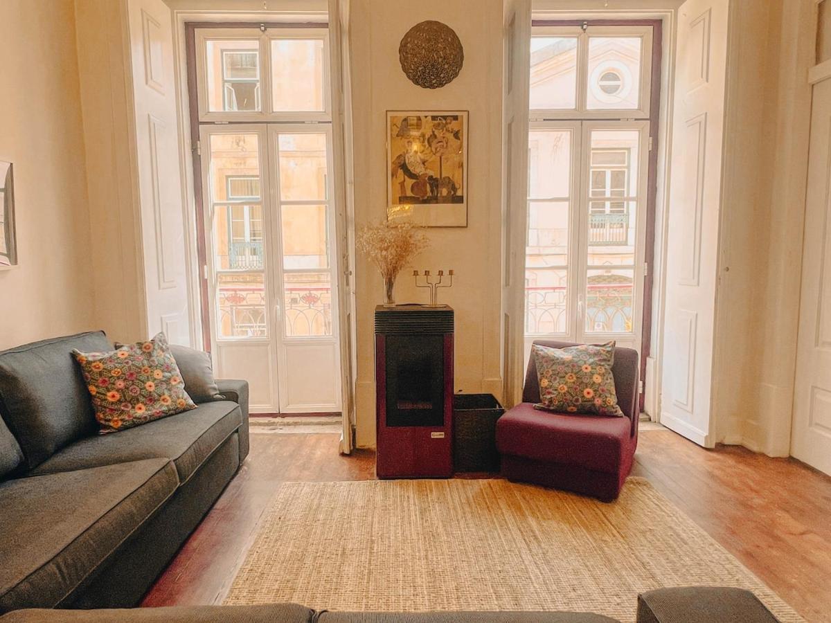 Charming 5 Bedroom In Traditional